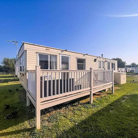 6 Berth Caravan For Hire By The Beach In Heacham, Norfolk Ref 21038C Exterior foto